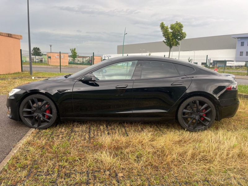 TESLA MODEL S 2019