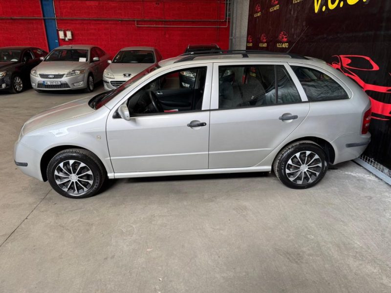 SKODA FABIA COMBI 1.2i 65 Confort  1.2i 65 Confort 