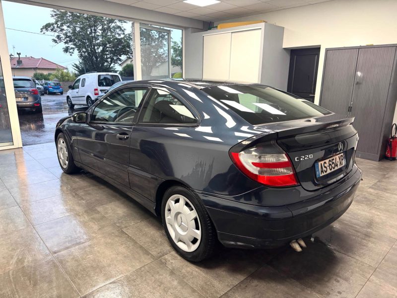 MERCEDES CLASSE C 2004