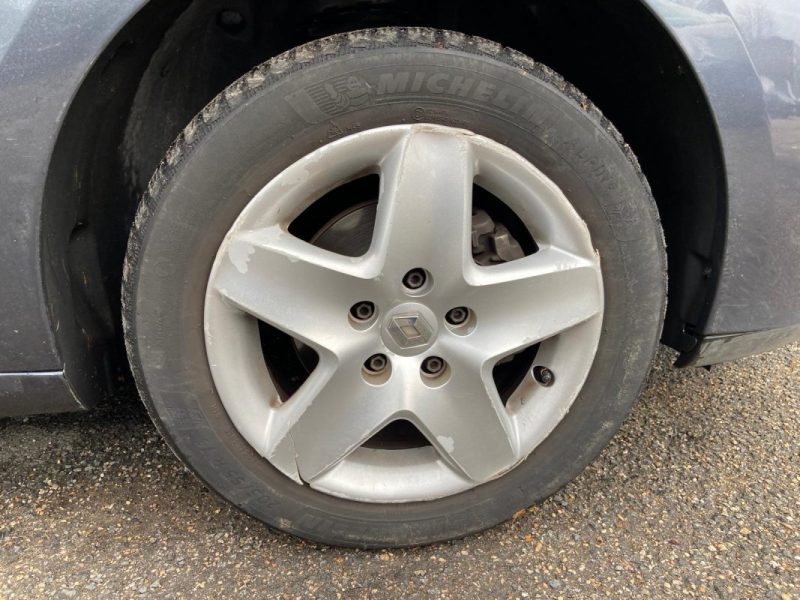 RENAULT MEGANE III 1.5 DCI 95cv 