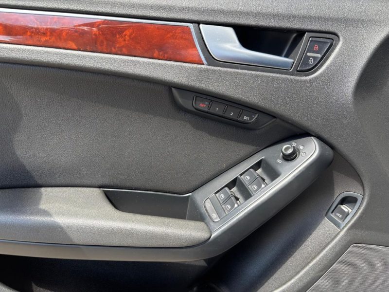 AUDI A4 2.0 TDI 143cv AMBITION LUXE - Suivi d'entretien complet 