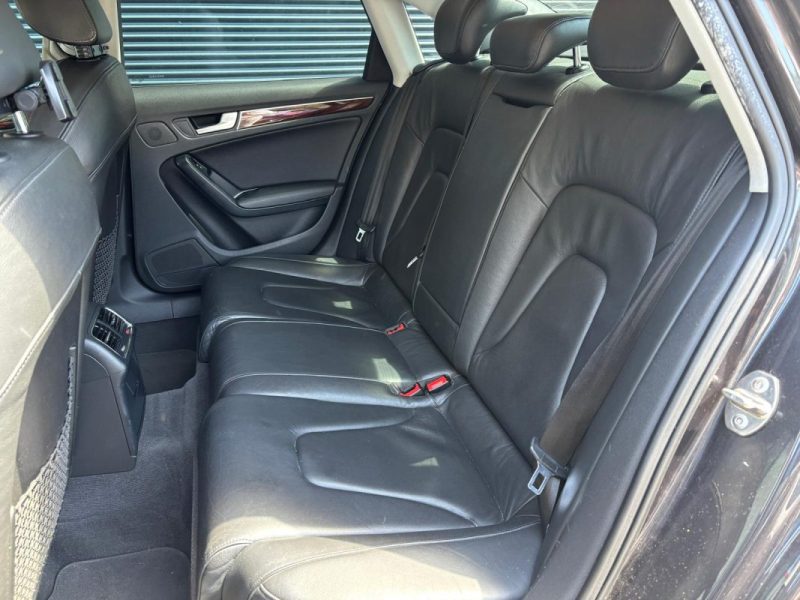 AUDI A4 2.0 TDI 143cv AMBITION LUXE - Suivi d'entretien complet 