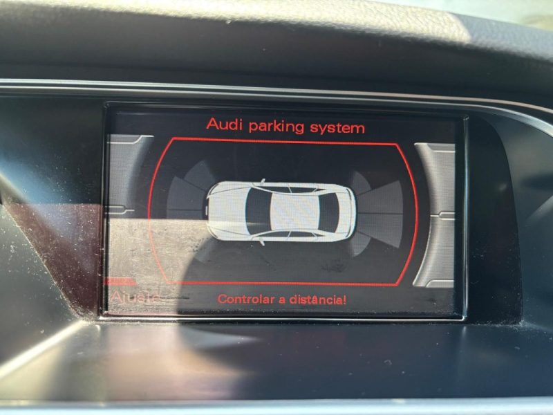 AUDI A4 2.0 TDI 143cv AMBITION LUXE - Suivi d'entretien complet 