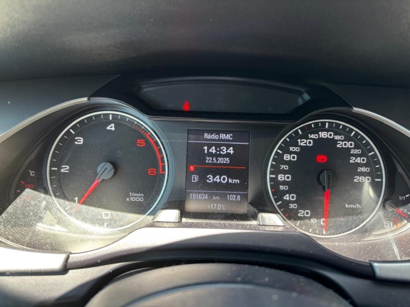 AUDI A4 2.0 TDI 143cv AMBITION LUXE - Suivi d'entretien complet 