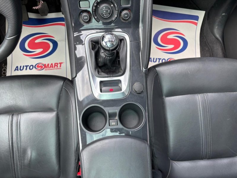 PEUGEOT 3008 1.6 THP 156cv FELINE - Suivi d'entretien complet Peugeot