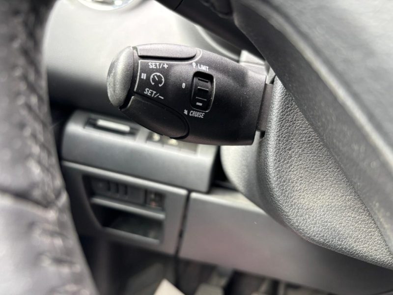 PEUGEOT 3008 1.6 THP 156cv FELINE - Suivi d'entretien complet Peugeot