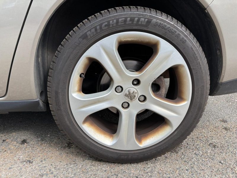 PEUGEOT 3008 1.6 THP 156cv FELINE - Suivi d'entretien complet Peugeot