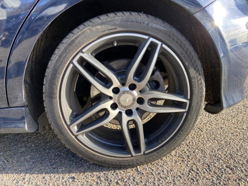 MERCEDES CLASSE A 220D 177cv AMG LINE - Toit ouvrant