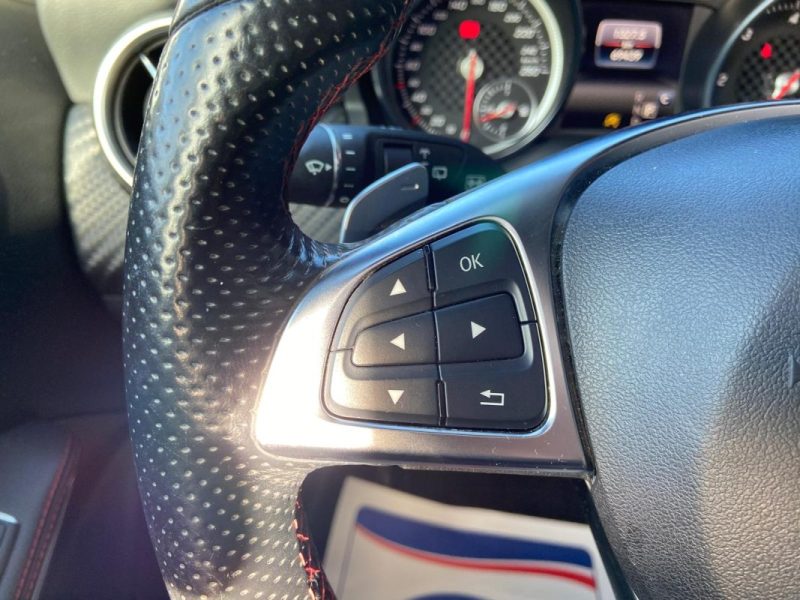 MERCEDES CLASSE A 220D 177cv AMG LINE - Toit ouvrant