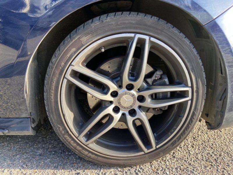 MERCEDES CLASSE A 220D 177cv AMG LINE - Toit ouvrant