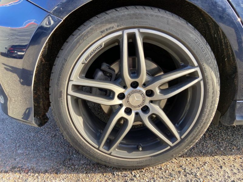 MERCEDES CLASSE A 220D 177cv AMG LINE - Toit ouvrant