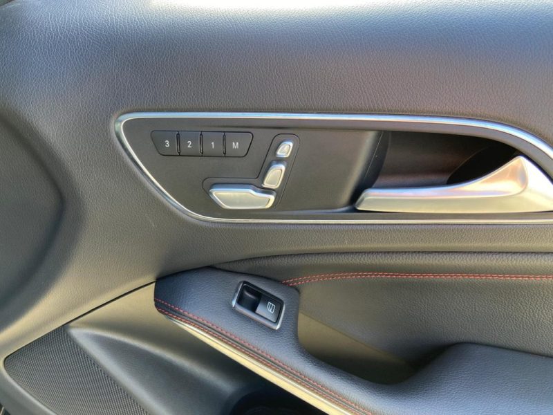 MERCEDES CLASSE A 220D 177cv AMG LINE - Toit ouvrant