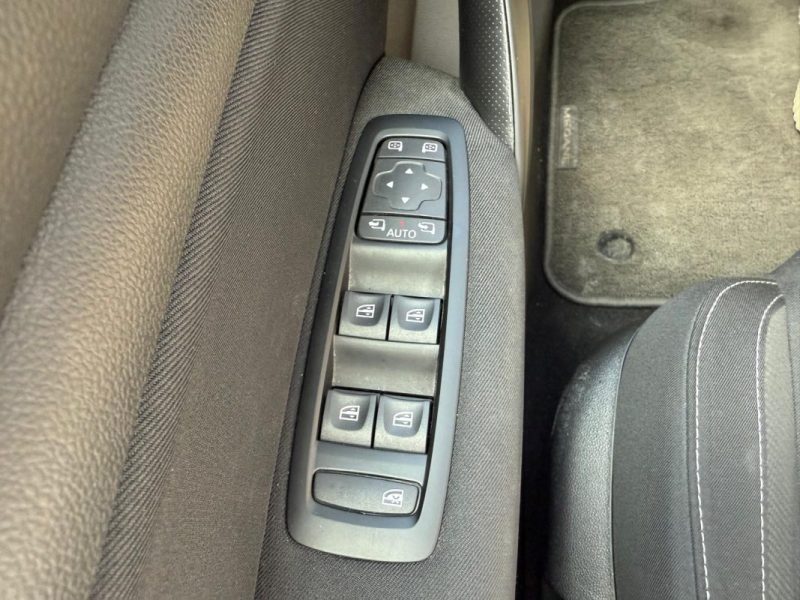 RENAULT MEGANE IV 1.5 BLUEDCI 115CV EVOLUTION