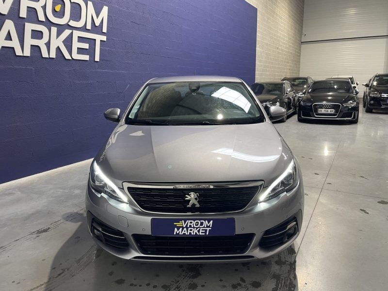 PEUGEOT 308 1.5 BlueHDI 130 STYLE BVM 6 / Apple Carplay 