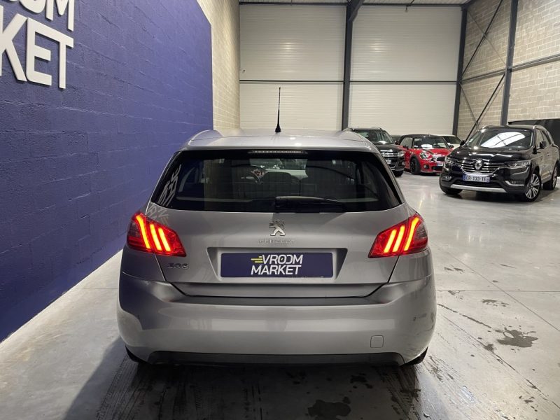 PEUGEOT 308 1.5 BlueHDI 130 STYLE BVM 6 / Apple Carplay 