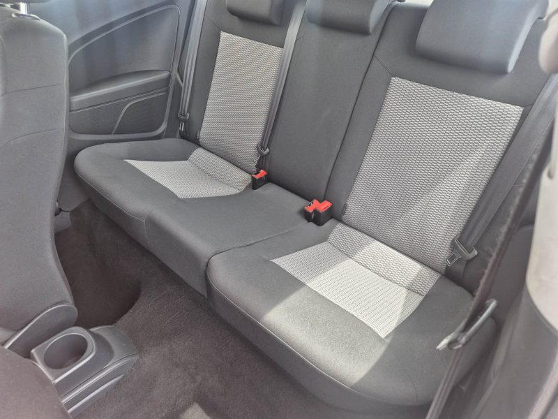 VOLKSWAGEN POLO 2013