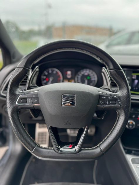 Seat Leon Cupra 2.0 TSI 300CV DSG6 / Apple CarPlay / Carnet Seat