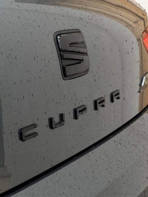 Seat Leon Cupra 2.0 TSI 300CV DSG6 / Apple CarPlay / Carnet Seat