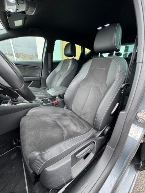 Seat Leon Cupra 2.0 TSI 300CV DSG6 / Apple CarPlay / Carnet Seat