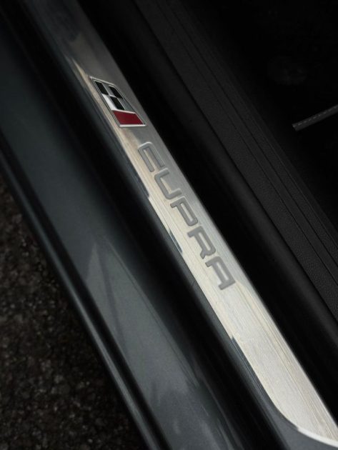 Seat Leon Cupra 2.0 TSI 300CV DSG6 / Apple CarPlay / Carnet Seat