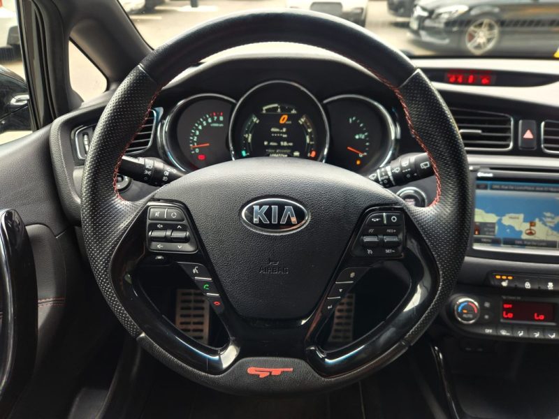 KIA CEED II 1.6 T-GDI 204 GT BVM6*PANO*CAMERA*GPS CUIR
