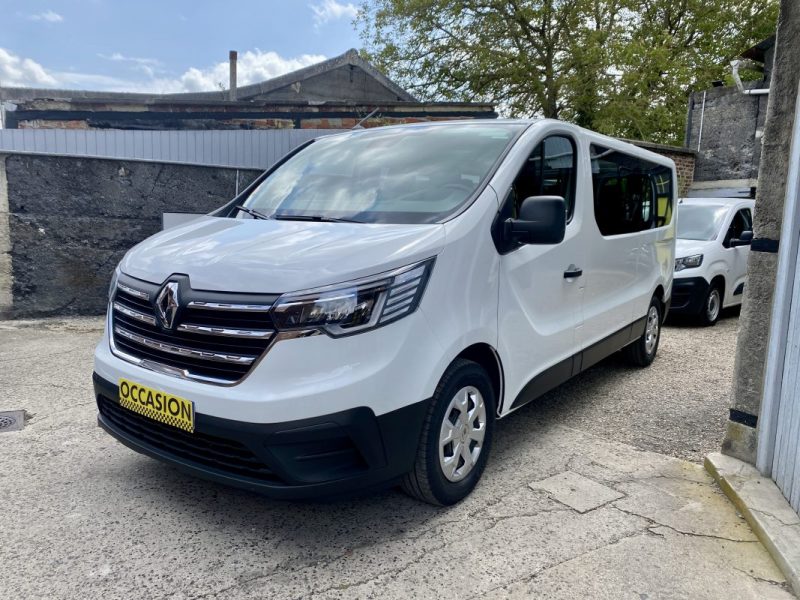 RENAULT TRAFIC 2022