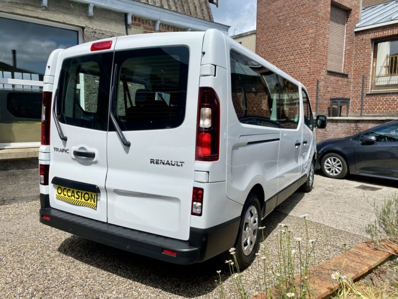 RENAULT TRAFIC 2022