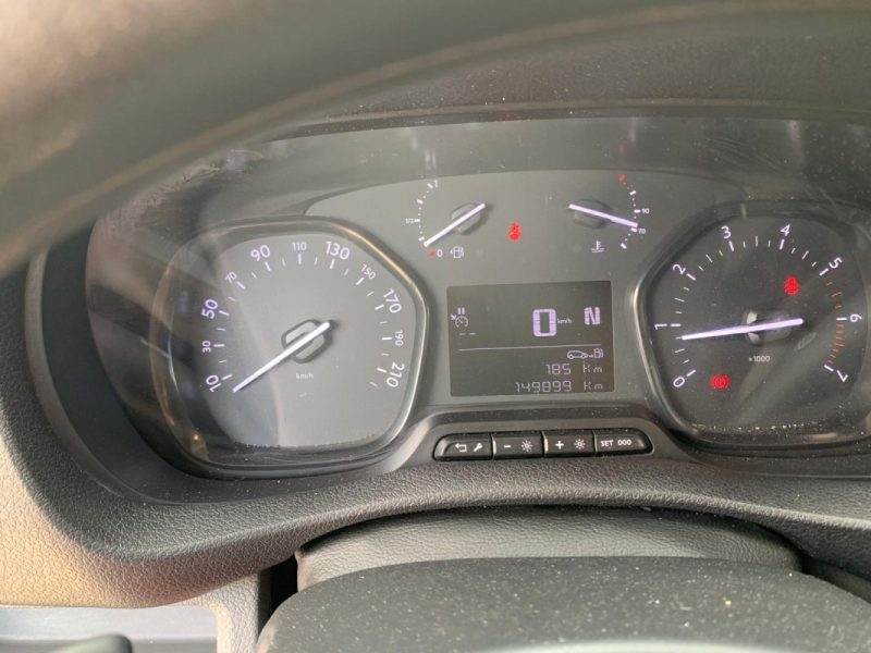 2.0 Blue HDi 16V Fourgon moyen EAT8 S&S 122 cv TVA RÉCUPÉRABLE