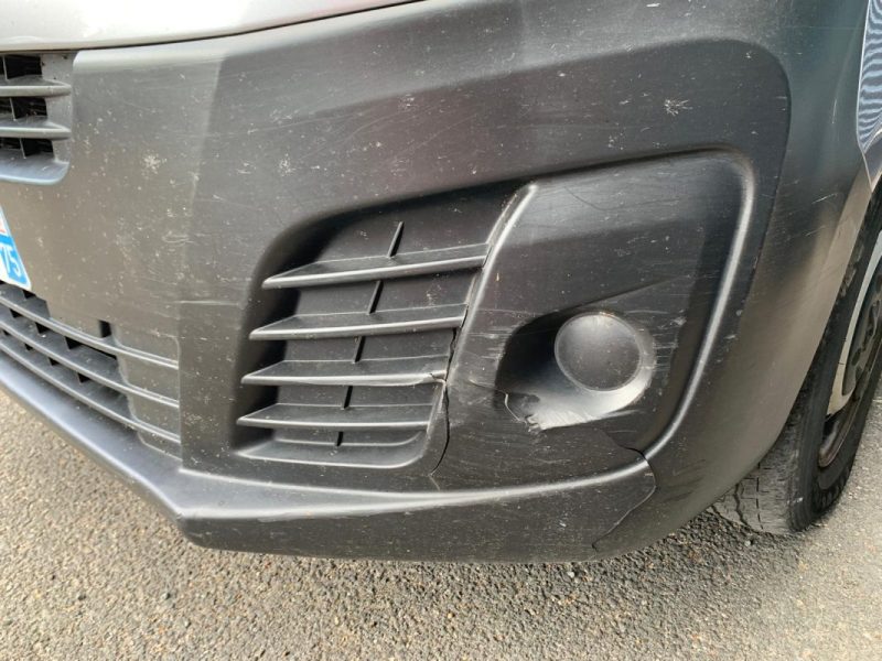 2.0 Blue HDi 16V Fourgon moyen EAT8 S&S 122 cv TVA RÉCUPÉRABLE