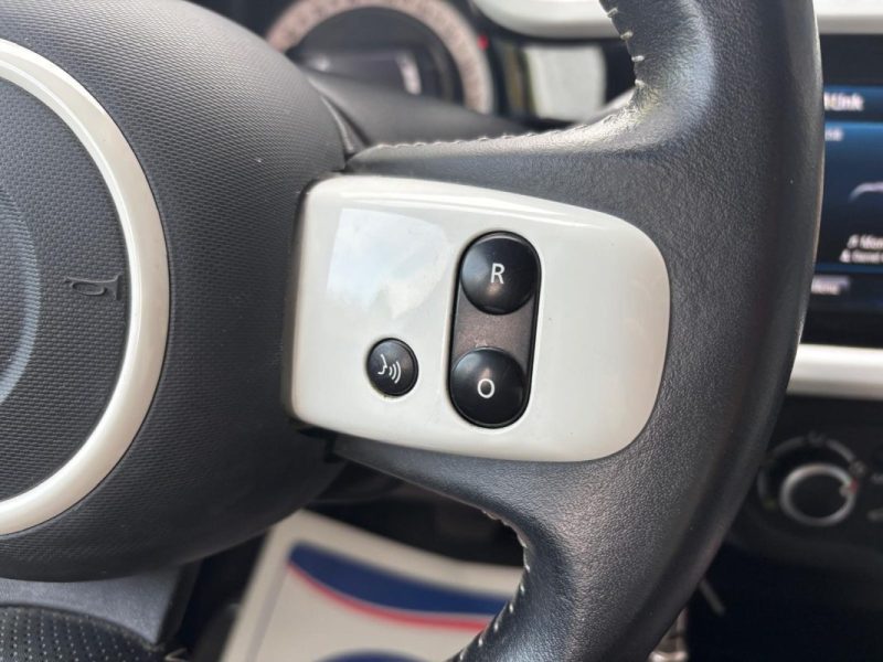RENAULT TWINGO III 0.9 TCE 90 INTENS EDC6