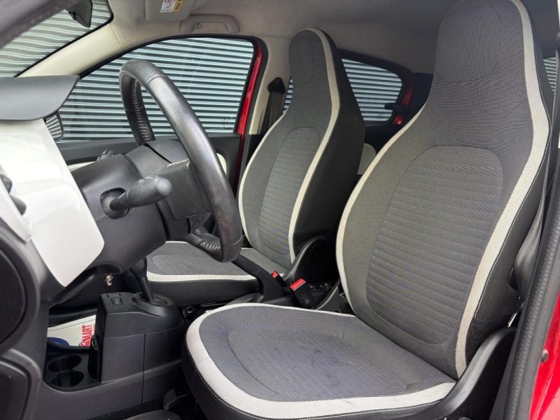 RENAULT TWINGO III 0.9 TCE 90 INTENS EDC6