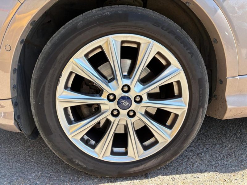 FORD KUGA 2.0 TDCI 4X4 180cv VIGNAL - Suivi d'entretien complet