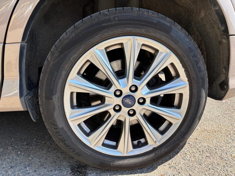 FORD KUGA 2.0 TDCI 4X4 180cv VIGNAL - Suivi d'entretien complet