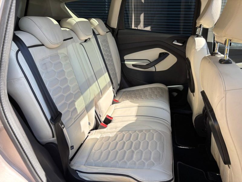 FORD KUGA 2.0 TDCI 4X4 180cv VIGNAL - Suivi d'entretien complet