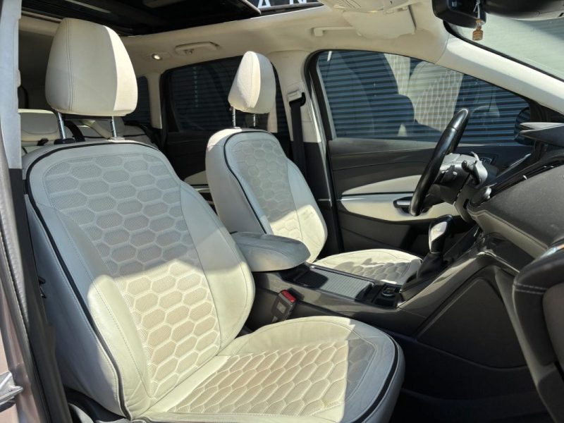 FORD KUGA 2.0 TDCI 4X4 180cv VIGNAL - Suivi d'entretien complet