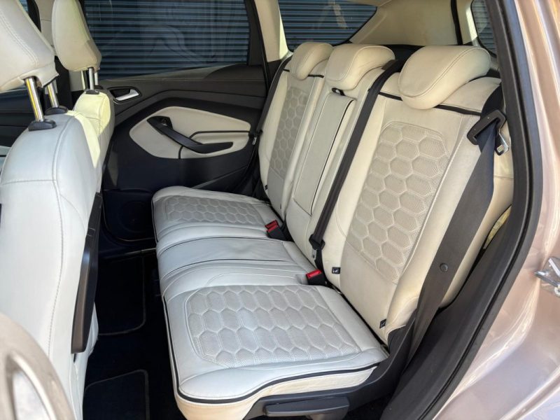 FORD KUGA 2.0 TDCI 4X4 180cv VIGNAL - Suivi d'entretien complet