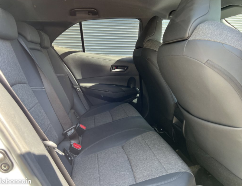 TOYOTA COROLLA SPORTS HYBRIDE NOUVELLE 140ch Design