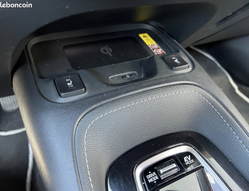 TOYOTA COROLLA SPORTS HYBRIDE NOUVELLE 140ch Design