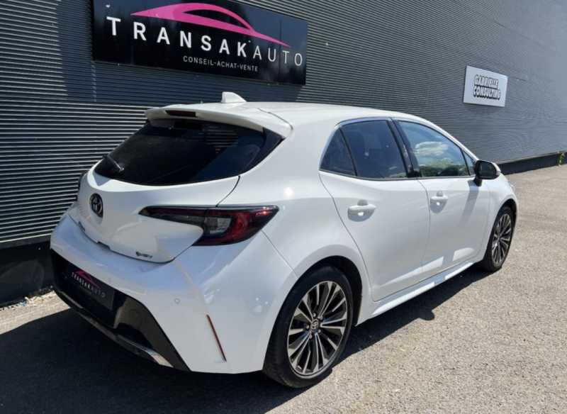 TOYOTA COROLLA SPORTS HYBRIDE NOUVELLE 140ch Design