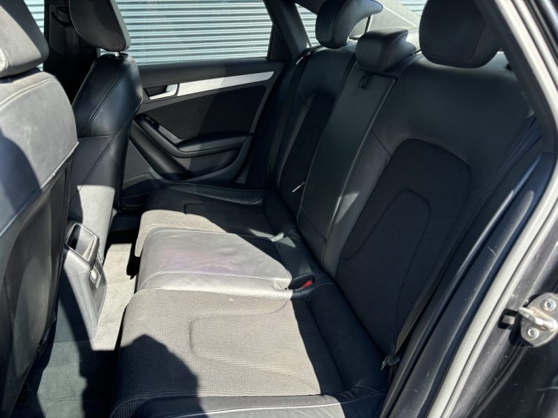 AUDI A4 2008 2.0 TDi 143cv S-Line DISTRIBUTION / VIDANGE BVA OK