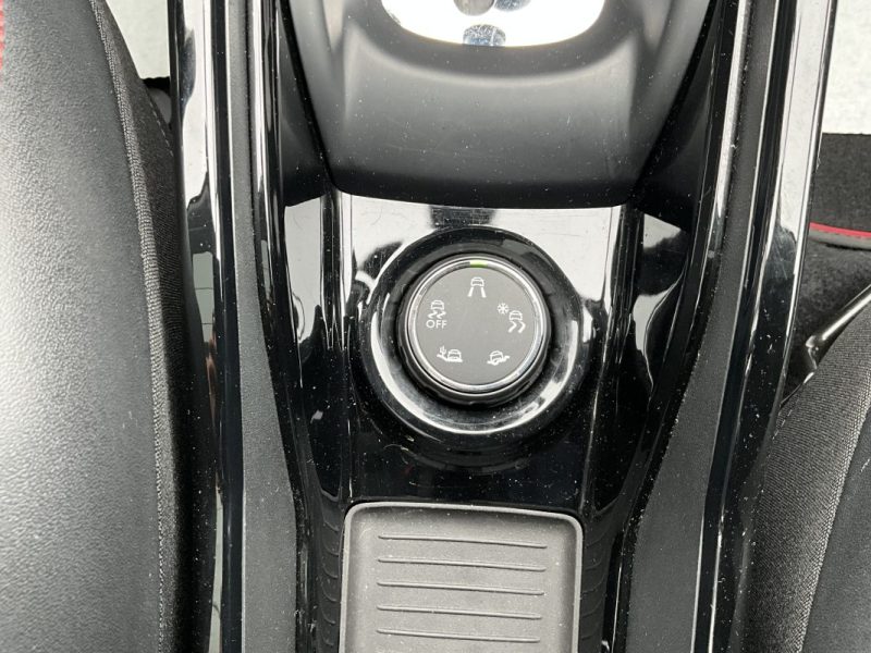 1.2 PURETECH 110 CV GT LINE *Garantie 1 an