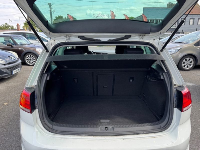 VOLKSWAGEN GOLF 2015