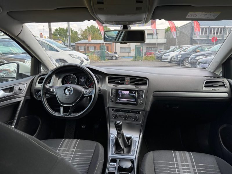VOLKSWAGEN GOLF 2015