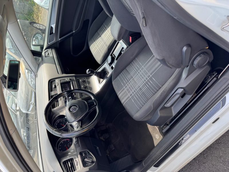 VOLKSWAGEN GOLF 2015