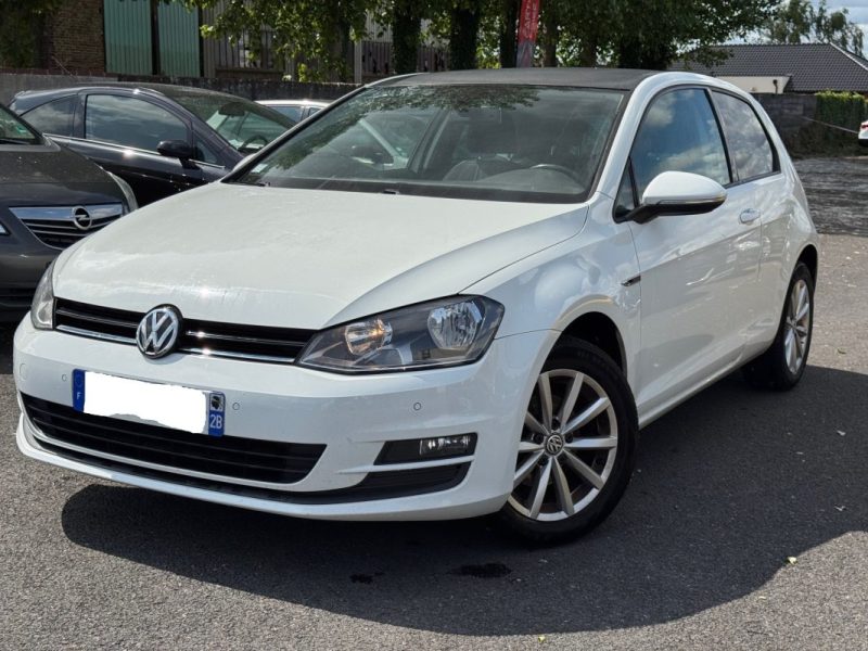 VOLKSWAGEN GOLF 2015