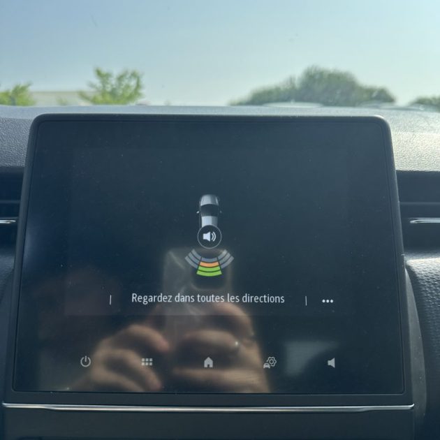 RENAULT CLIO 1.5 BLUE DCI 100 cv BUSINESS GARANTIE 12 MOIS