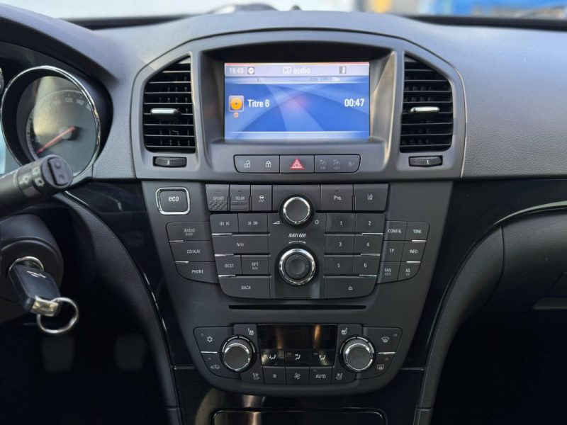 OPEL INSIGNIA 2.0 CDTI 4x4 195 ch COSMO PACK - Distribution Ok