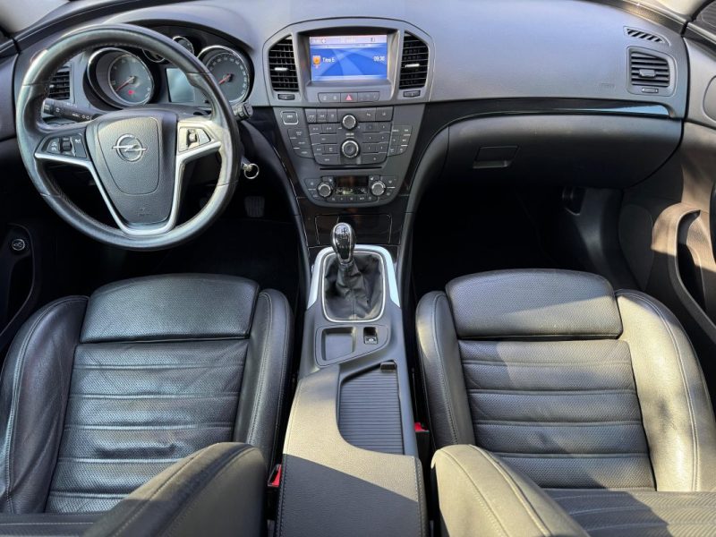 OPEL INSIGNIA 2.0 CDTI 4x4 195 ch COSMO PACK - Distribution Ok