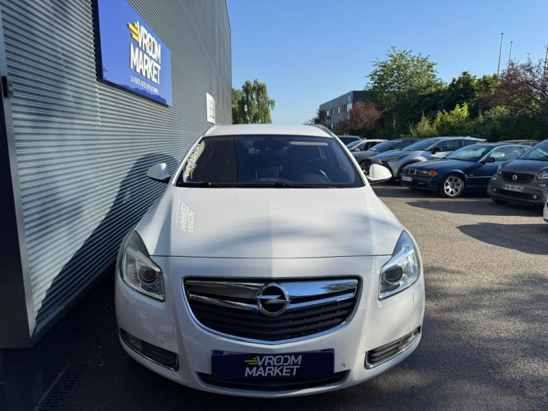 OPEL INSIGNIA 2.0 CDTI 4x4 195 ch COSMO PACK - Distribution Ok