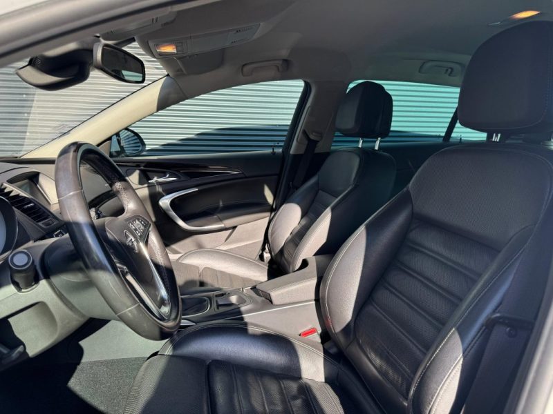 OPEL INSIGNIA 2.0 CDTI 4x4 195 ch COSMO PACK - Distribution Ok